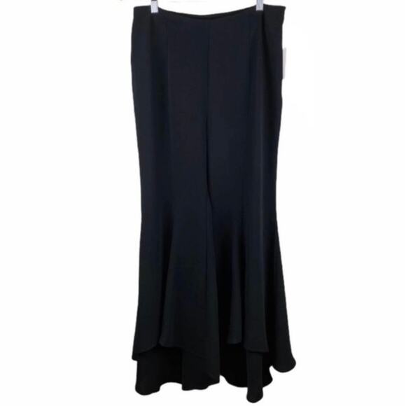 NEW Anthropologie Zinnia Trouser Asymmetrical Tulip Flare Black Trouser Size 8 - Picture 5 of 6